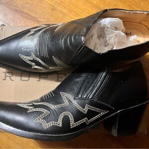 Roper Women's Black Heeled Boots with Western Stitching Women’s 8.5